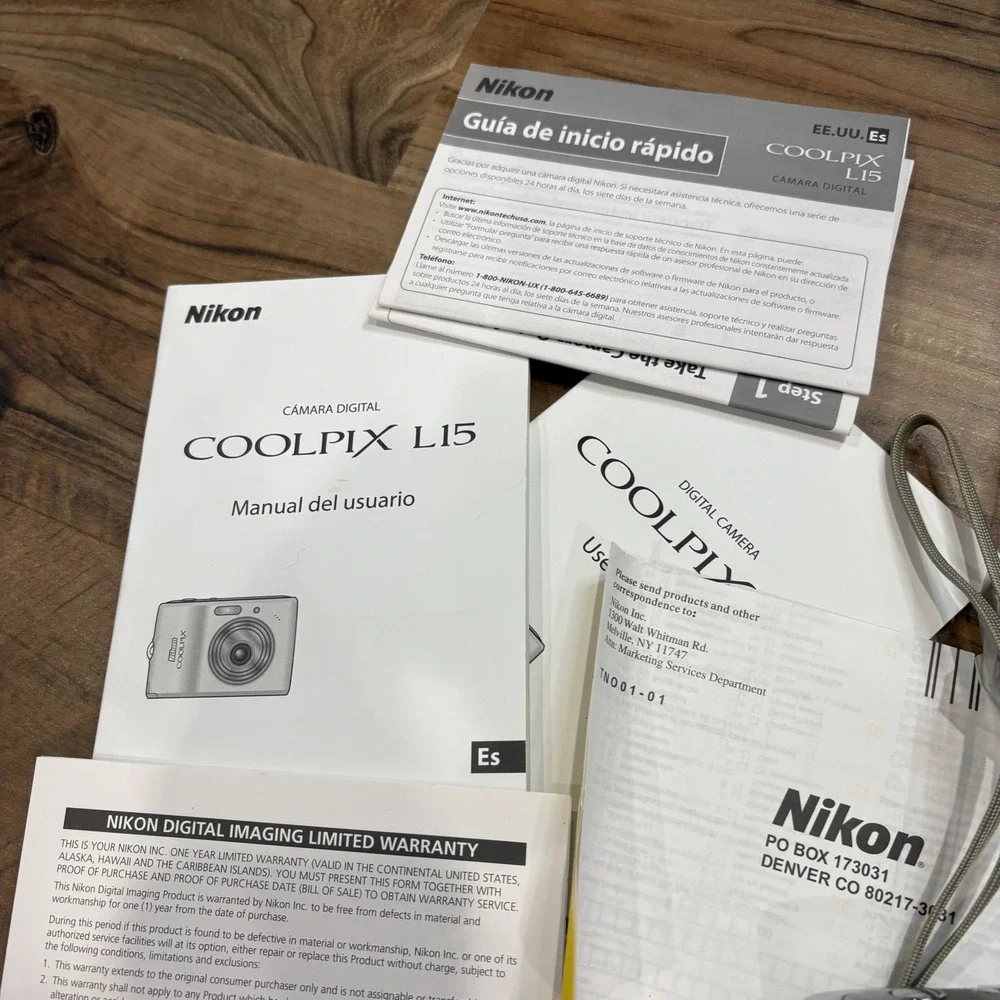 Vintage Y2K Nikon Digital Camera Silver Coolpix L15 Point and Shoot VR